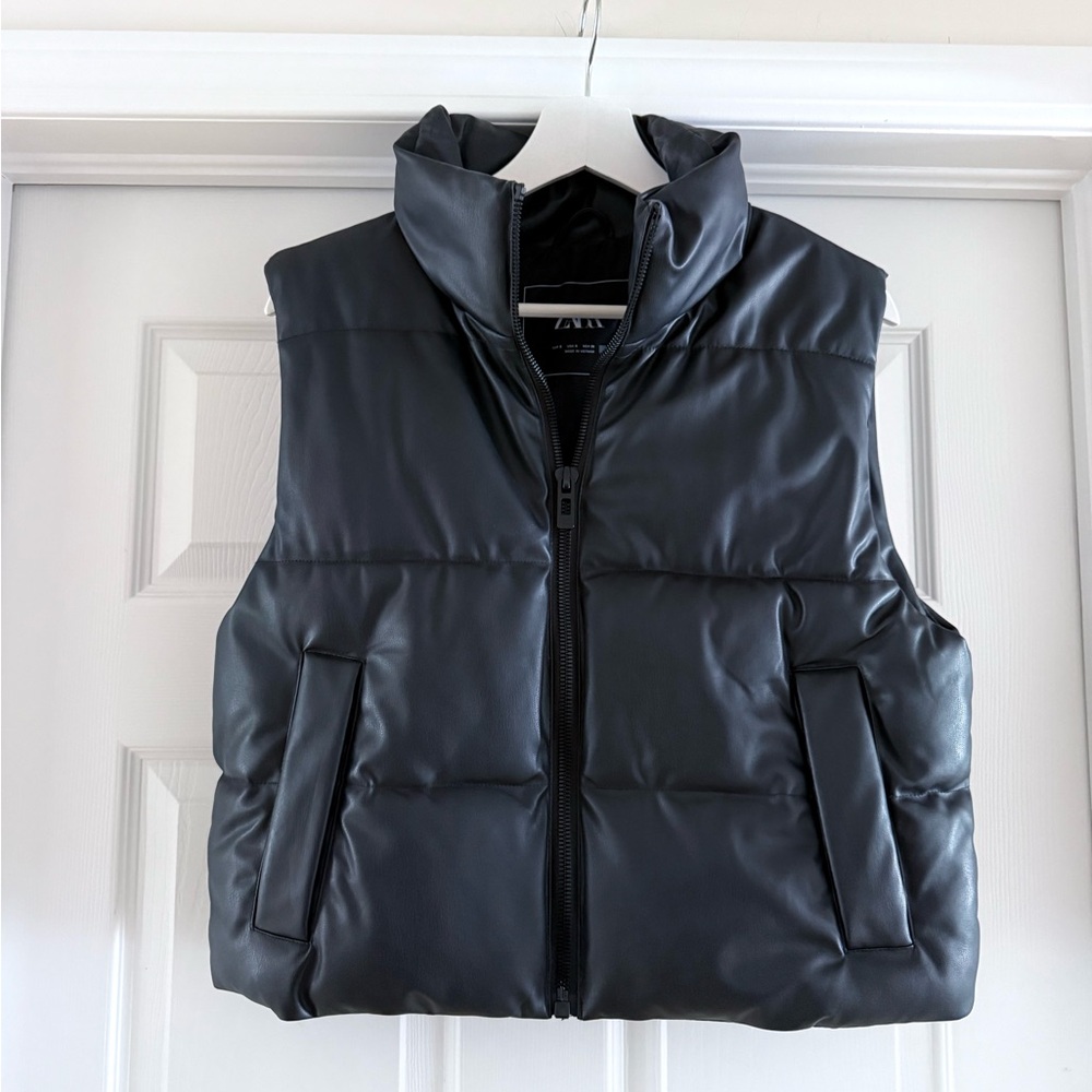 Zara Black Puffer Vest